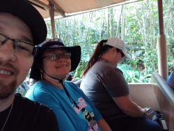 photos/2020/03/Animal Kingdom - Kilimanjaro Safari 2020-03-10 003.gif