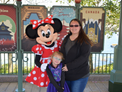 photos/2020/03/Epcot - Bethany and Jennifer with Minnie Mouse 2020-03-07 004.jpg