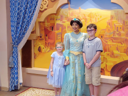 photos/2020/03/Epcot - Bethany and Jett with Princess Jasmine 2020-03-13 024.jpg