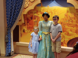 photos/2020/03/Epcot - Bethany and Jett with Princess Jasmine 2020-03-13 027.jpg