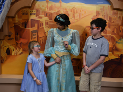 photos/2020/03/Epcot - Bethany and Jett with Princess Jasmine 2020-03-19 012.jpg