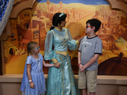 photos/2020/03/Epcot - Bethany and Jett with Princess Jasmine 2020-03-19 013.jpg