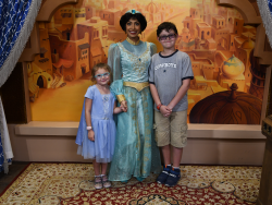 photos/2020/03/Epcot - Bethany and Jett with Princess Jasmine 2020-03-19 025.jpg