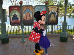 photos/2020/03/Epcot - Bethany with Minnie Mouse 2020-03-07 001.jpg