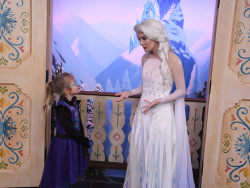 photos/2020/03/Epcot - Bethany with Queen Elsa 2020-03-07 003.jpg