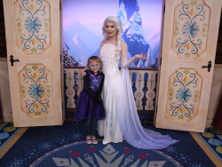 photos/2020/03/Epcot - Bethany with Queen Elsa 2020-03-07 007.jpg