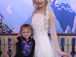 photos/2020/03/Epcot - Bethany with Queen Elsa 2020-03-07 009.jpg