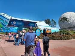 photos/2020/03/Epcot - The Sea 2020-03-07 001.gif