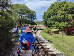 photos/2021/10/Fiesta Texas - Walk The Tracks 2021-10-16 003.jpg