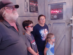 photos/2020/03/Hollywood Studios - Star Wars Launch Bay 2020-03-11 004.jpg