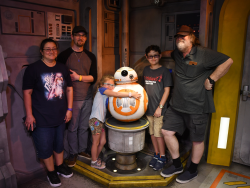 photos/2020/03/Hollywood Studios - Star Wars Launch Bay 2020-03-11 024.jpg