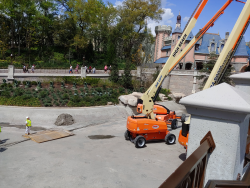 photos/2020/03/Magic Kingdom - Cinderellas Castle Refurb 2020-03-11 009.jpg