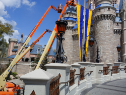 photos/2020/03/Magic Kingdom - Cinderellas Castle Refurb 2020-03-11 011.jpg