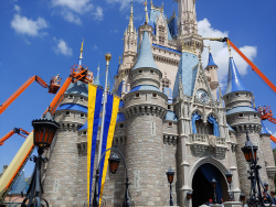 photos/2020/03/Magic Kingdom - Cinderellas Castle Refurb 2020-03-11 016.jpg