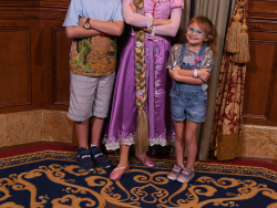 photos/2020/03/Magic Kingdom - with Rapunzel 2020-03-12 017.jpg