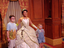 photos/2020/03/Magic Kingdom - with Tiana 2020-03-12 016.jpg