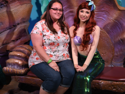 photos/2020/03/Magic Kingdom -Jennifer with Ariel 2020-03-09 005.jpg