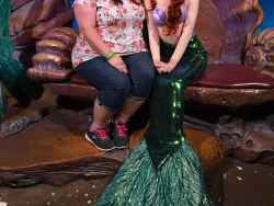 photos/2020/03/Magic Kingdom -Jennifer with Ariel 2020-03-09 007.jpg