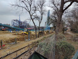 photos/2022/03/Six Flags Construction 2022-03-06 003.jpg