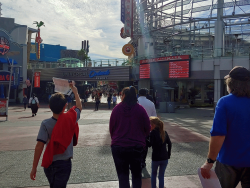 photos/2020/03/Universal Studios 2020-03-06 008.gif